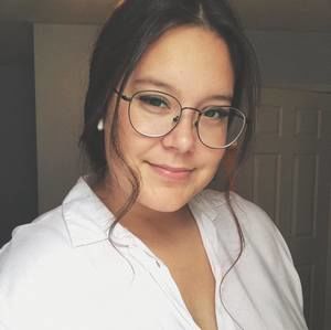 Meet your Posher, Naomye